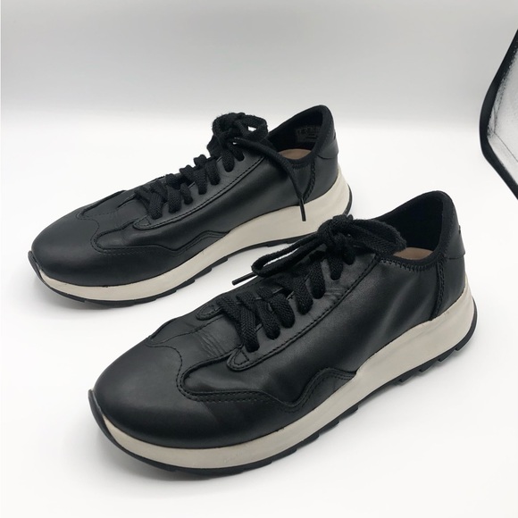 Clarks Black Leather Comfort Sneaker - Women’s Size 8.5 - Picture 1 of 7